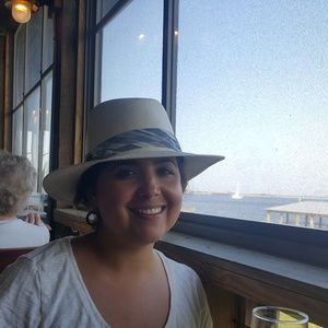 Meet your Posher, Amber